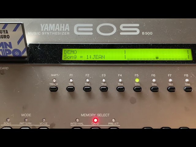 YAMAHA EOS B500 DEMO SONG / VOICE CARD TK4 