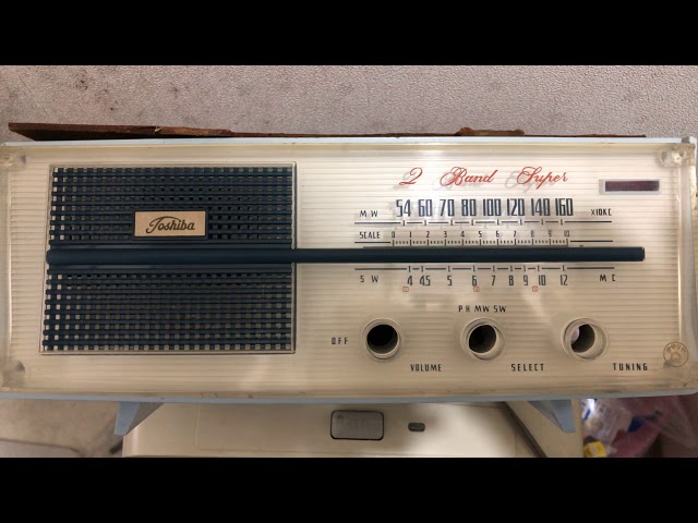 昭和のラジオ。東芝かなりやQ 5YC-606のレストア？その1 - YouTube
