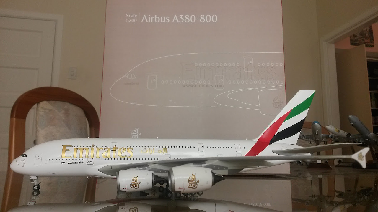 Gemini Jets 1:200 Emirates A380 [A6-EEK] Unboxing and Review - YouTube