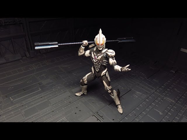 SH Figuarts: Ultraman Belial Atrocious Figure Review - YouTube