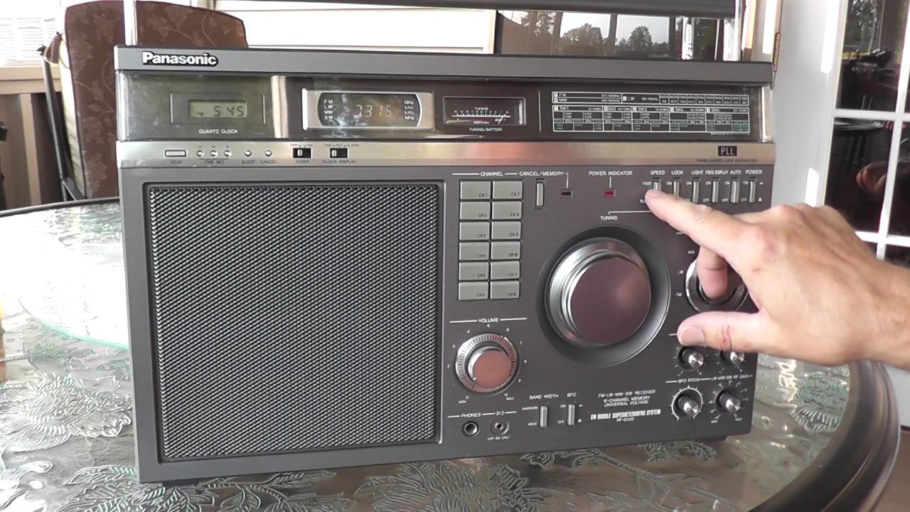Panasonic RF-B600 - YouTube