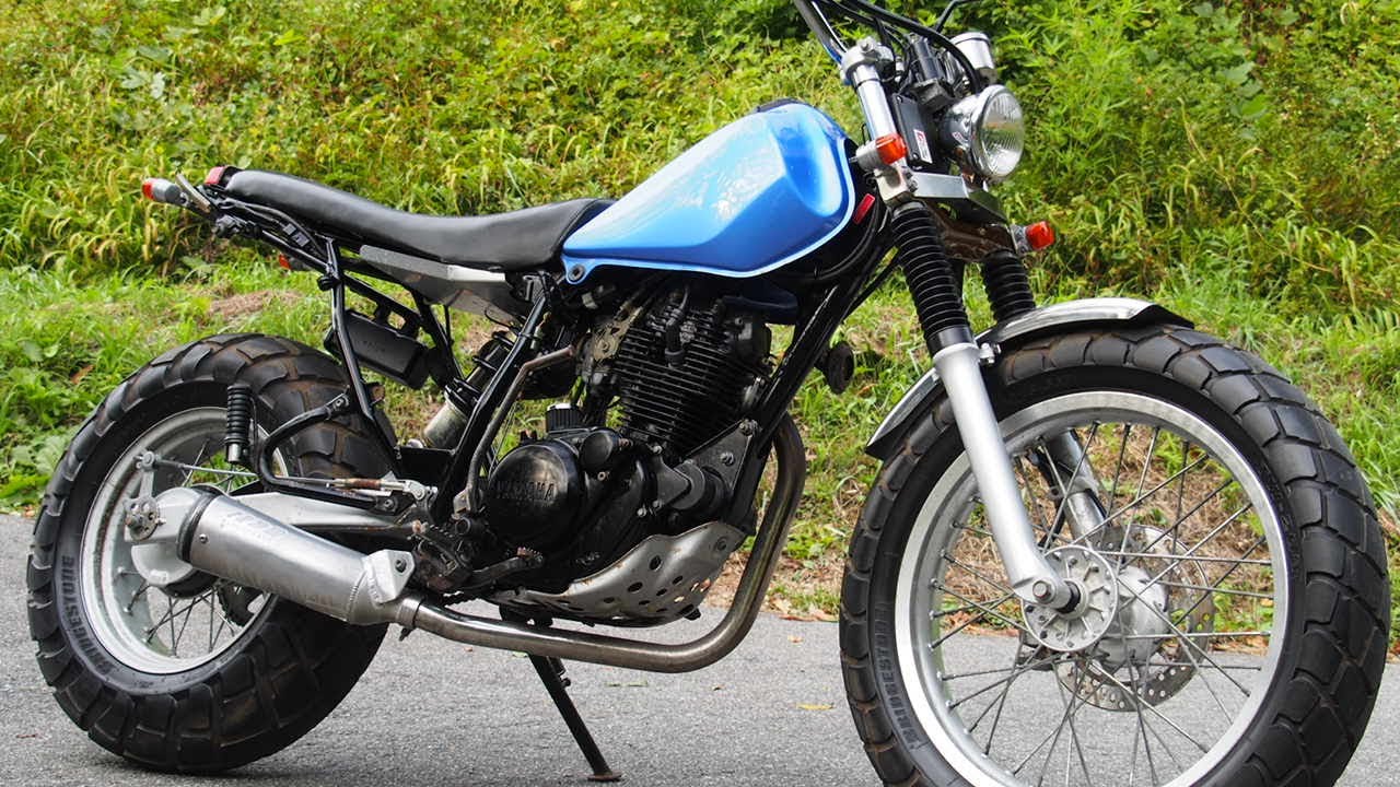 TW200 スーパートラップマフラー 動画 - YouTube