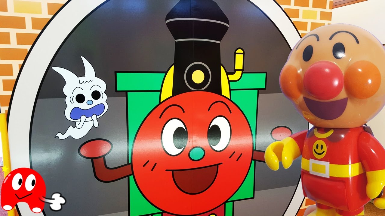 Anpanman Museum sl man Shokupan man Kin-chan popular character