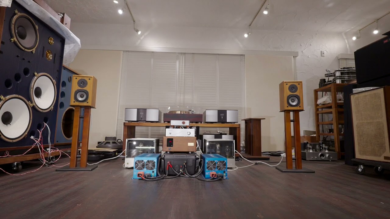 John Nazarenko Trio - Bouncin' With Bud を