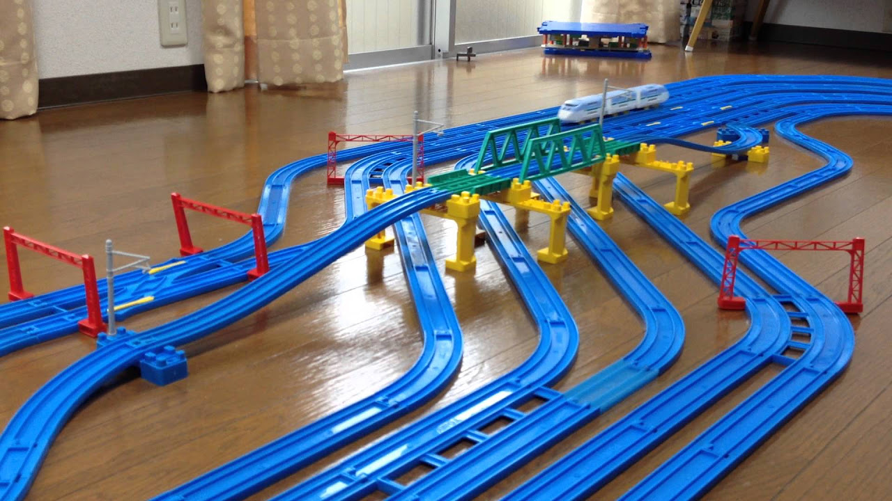 プラレール・レイアウト113 - YouTube