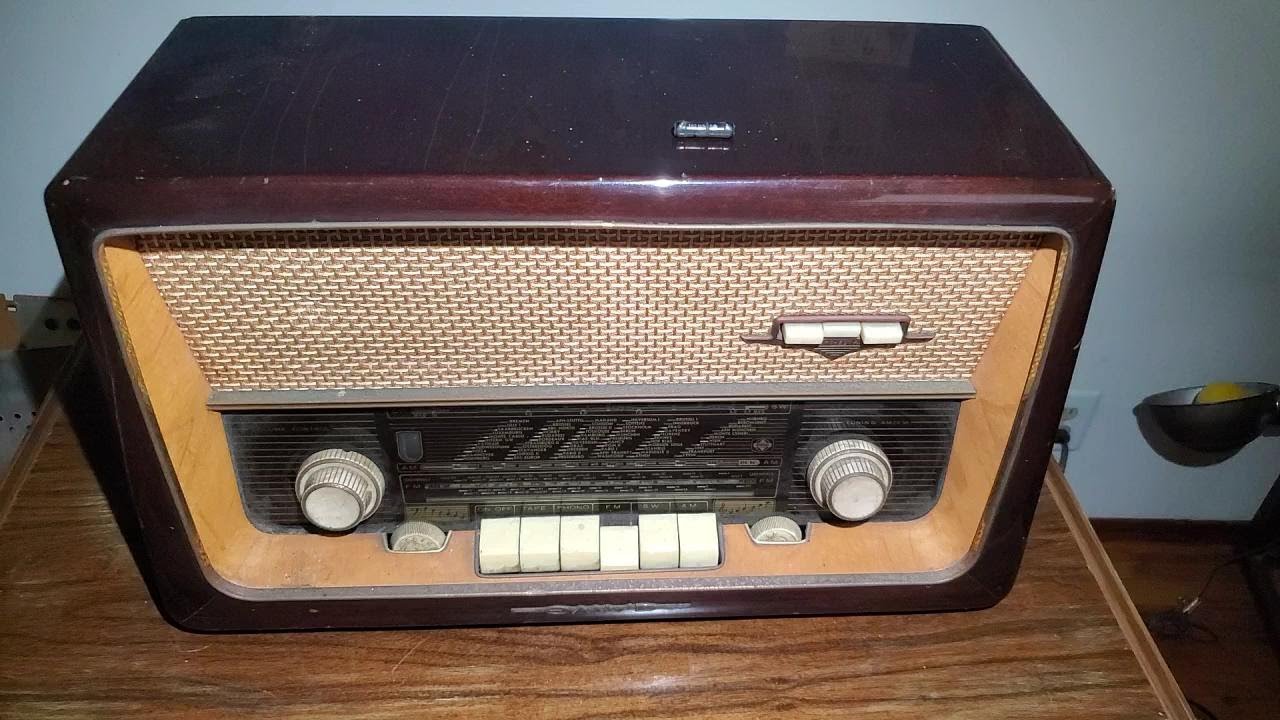 Vintage 1975 SONY TR-4170 Solid State AM Transistor Radio