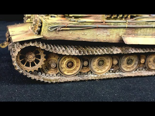 Weathering Metal Tracks & More Mud Effects on Tiger I - 506 sPzAbt