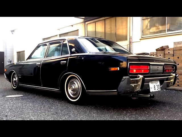 旧車の赤一色の流れるテールランプについて【230グロリア】 - YouTube