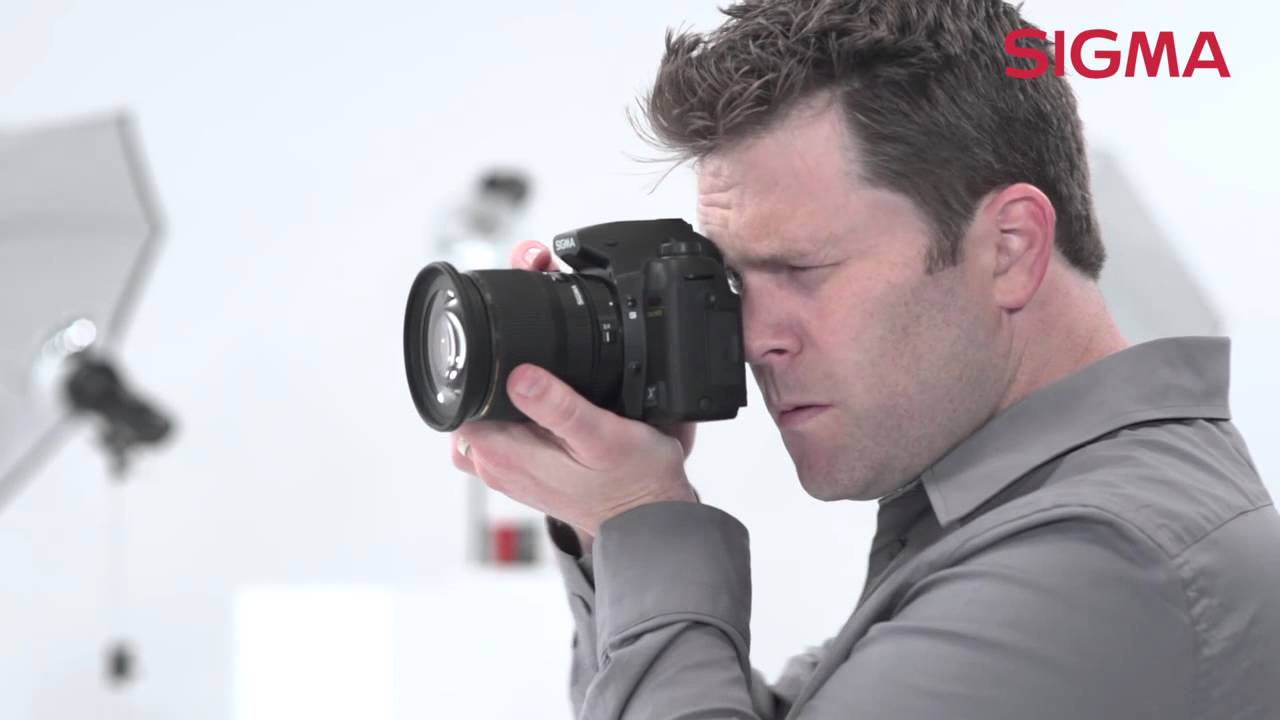 The Sigma 20mm F1.8 EX DG ASP RF - YouTube