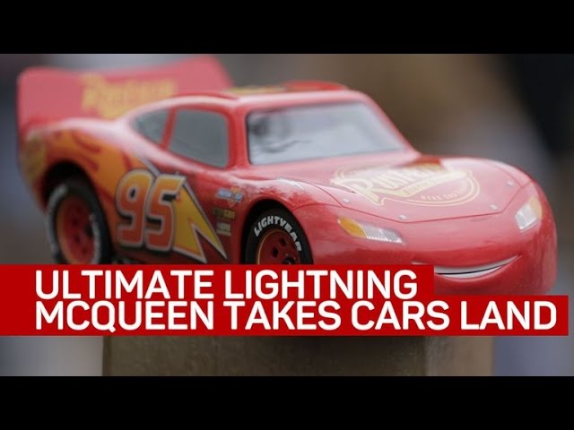 We road-trip Sphero's Ultimate Lightning McQueen to Cars Land