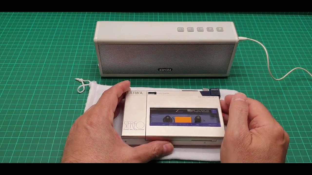 AIWA HS-F1 very rare robust personal cassette corder review