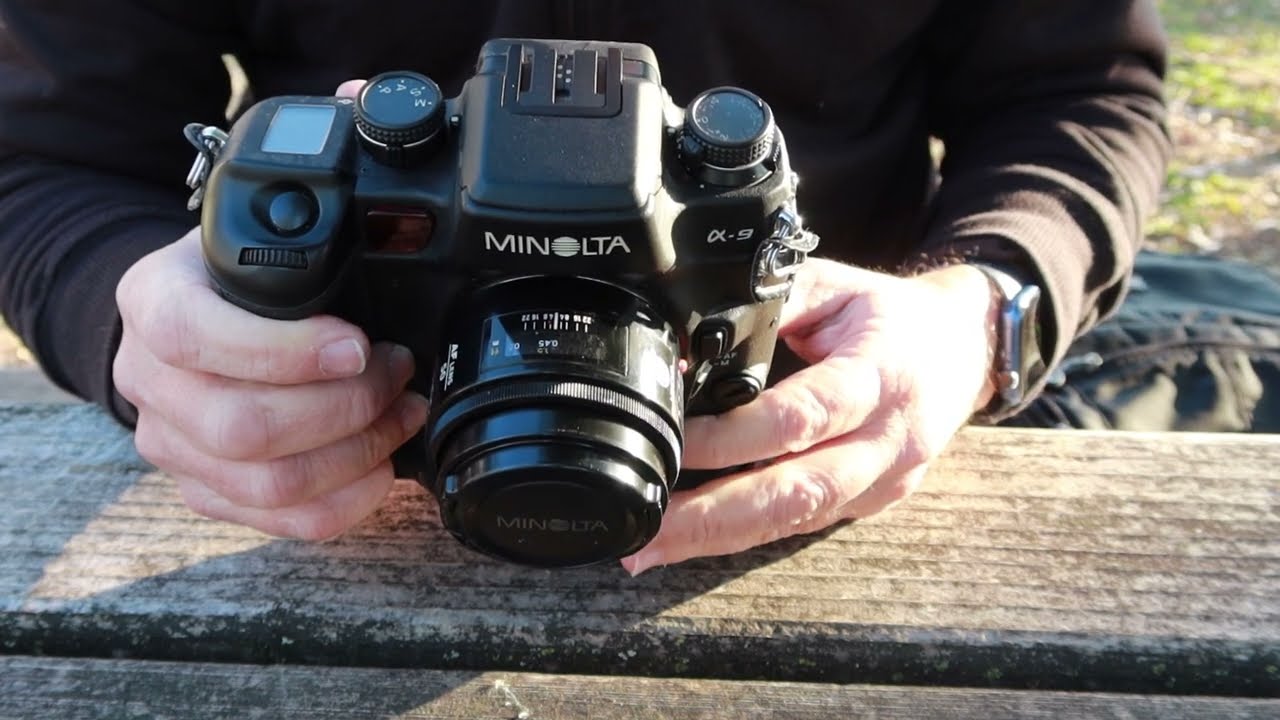 Minolta's Best Ever Film Camera, the Alpha 9 - YouTube