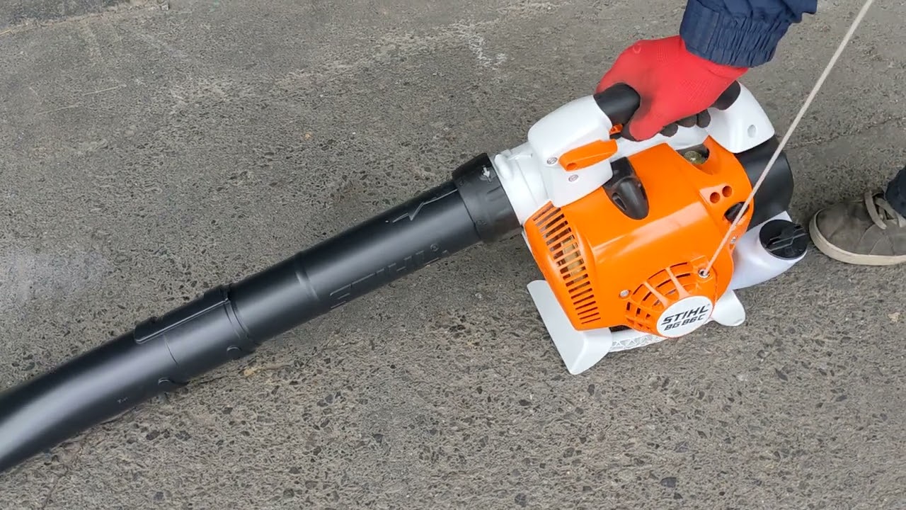 STIHL スチール エンジンブロワ BG86C-E - YouTube