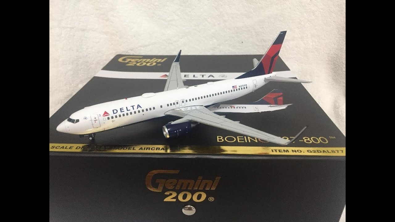 NEW Gemini 200 Delta 737-800 unboxing 4K - YouTube