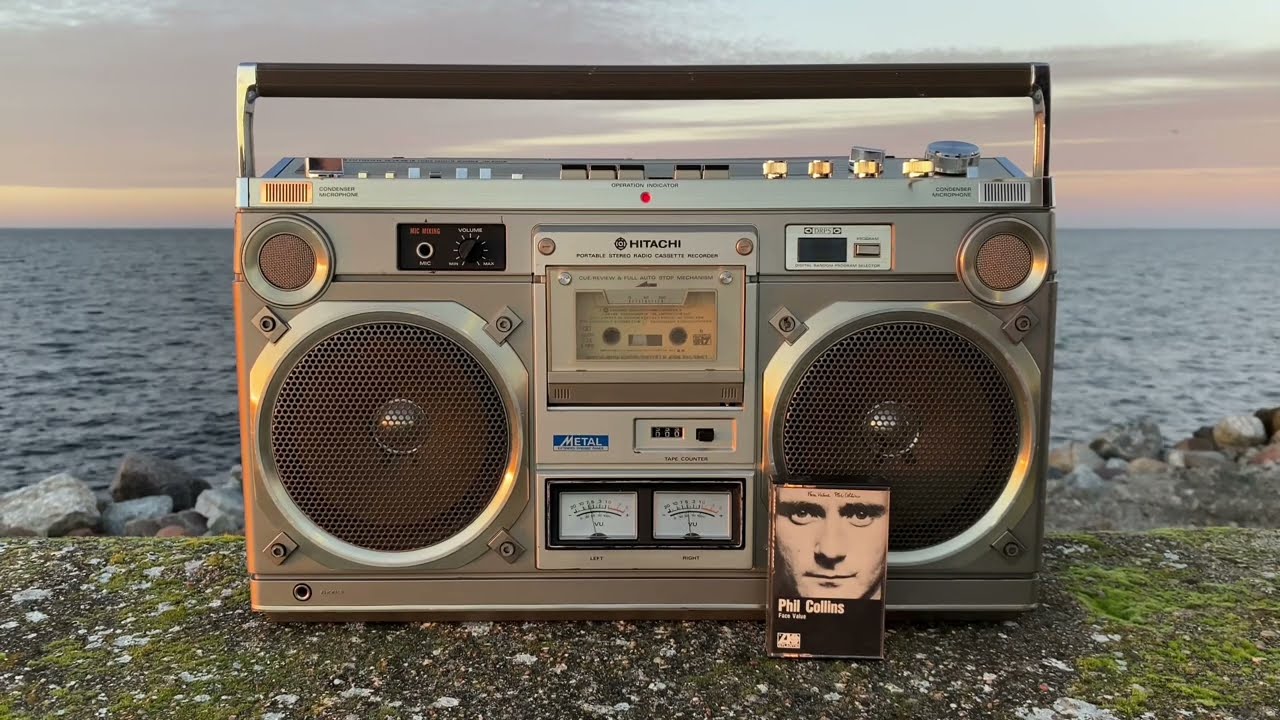 Hitatchi TRK-8180EM Boombox from 1981 - YouTube