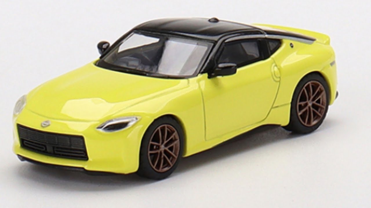 Mini GT Nissan Fairlady Z #414, Nissan Z #415, Nissan Fairlady Z