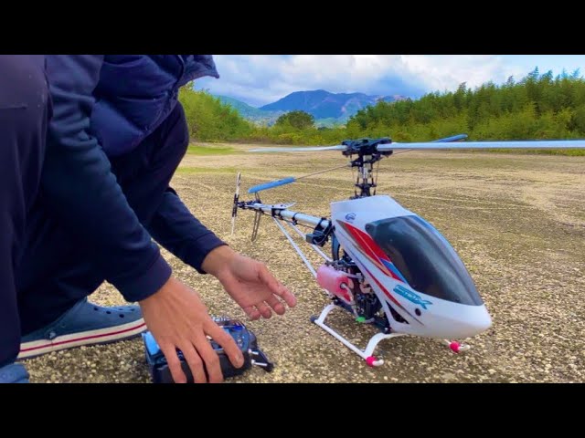 ラジコンヘリ ヒロボーSDXを飛ばしてみた Pilot:かずヘリch - YouTube
