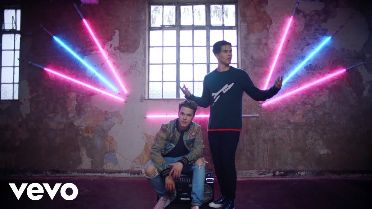 Felix Jaehn, Hight, Alex Aiono - Hot2Touch (Official Video) - YouTube