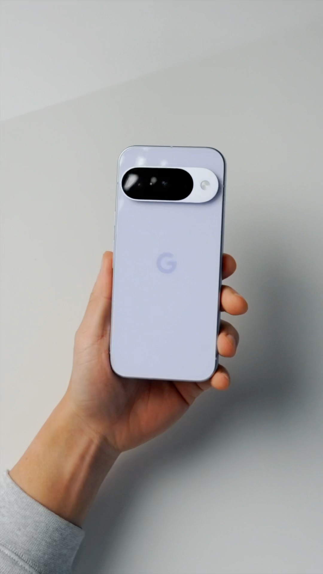 Unboxing the Google Pixel 10 in Frost ❄️ - YouTube