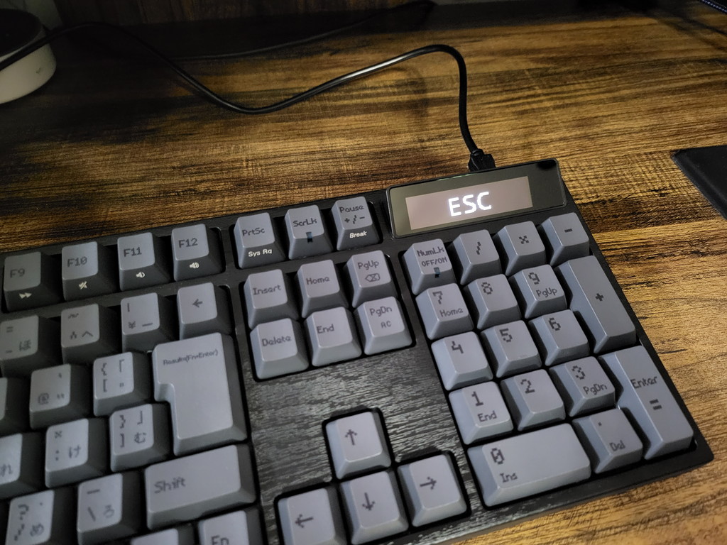 レビュー】打鍵感が異次元の軽さ！ VARMILO デイジー軸 電卓付き