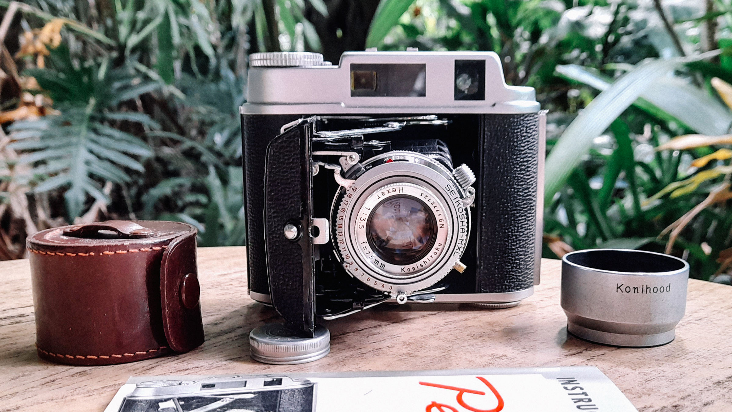 Konishiroku ( Konica ) Pearl IV – The Last, Best 645 Folder