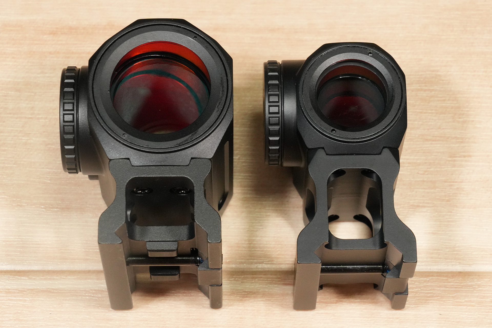 T1サイズを一回り大きくしたドットサイト、Vector Optics SCRAPPER 1