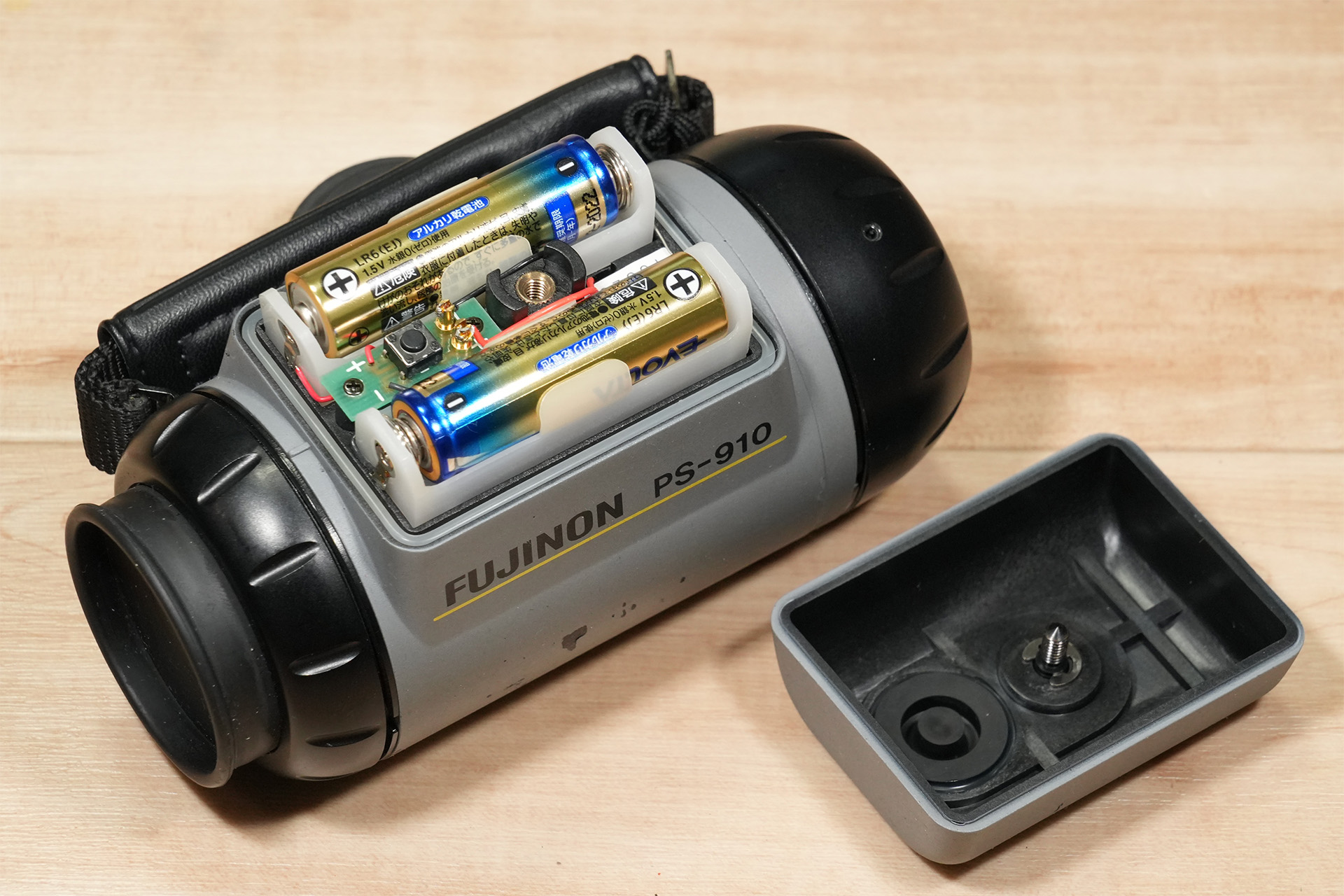 衝撃的な綺麗さを誇る国産第1世代ナイトビジョン、FUJINON PS-910の