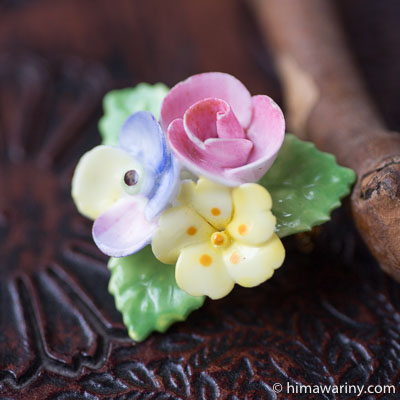 CARA Staffordshire-英国ファインボーンチャイナ製プチブーケ