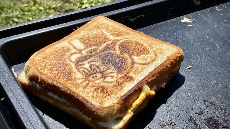 バリスティクスのJMホットサンドメーカーがおしゃれなキャンプ朝食に◎！