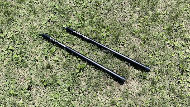 The Arthの伸縮式ポール「棒にょい」は1本でタープから跳ね上げまでOK！