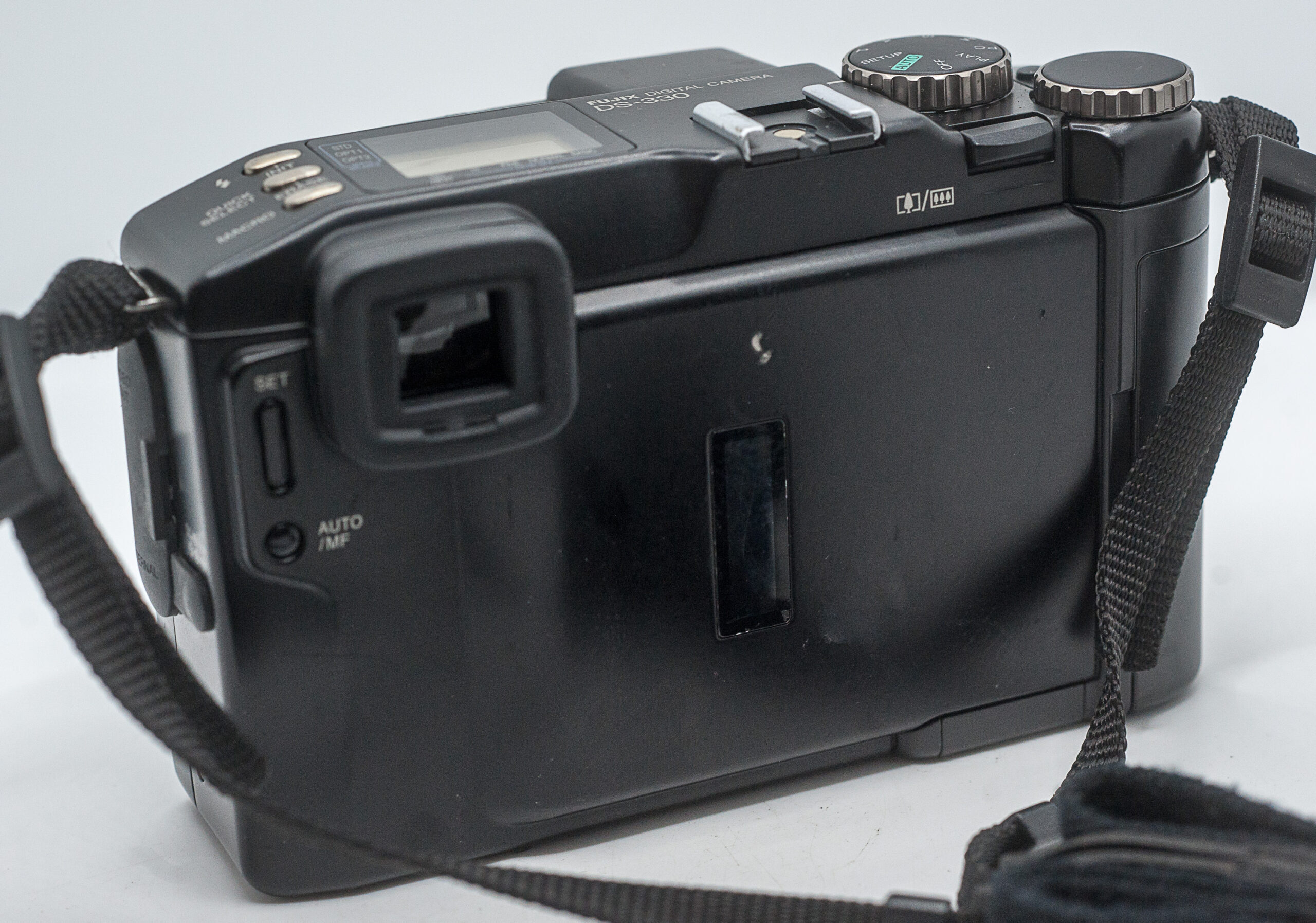 Fujix DS-330 - Vintage Digital Camera #digitalclassic - Vintagelens