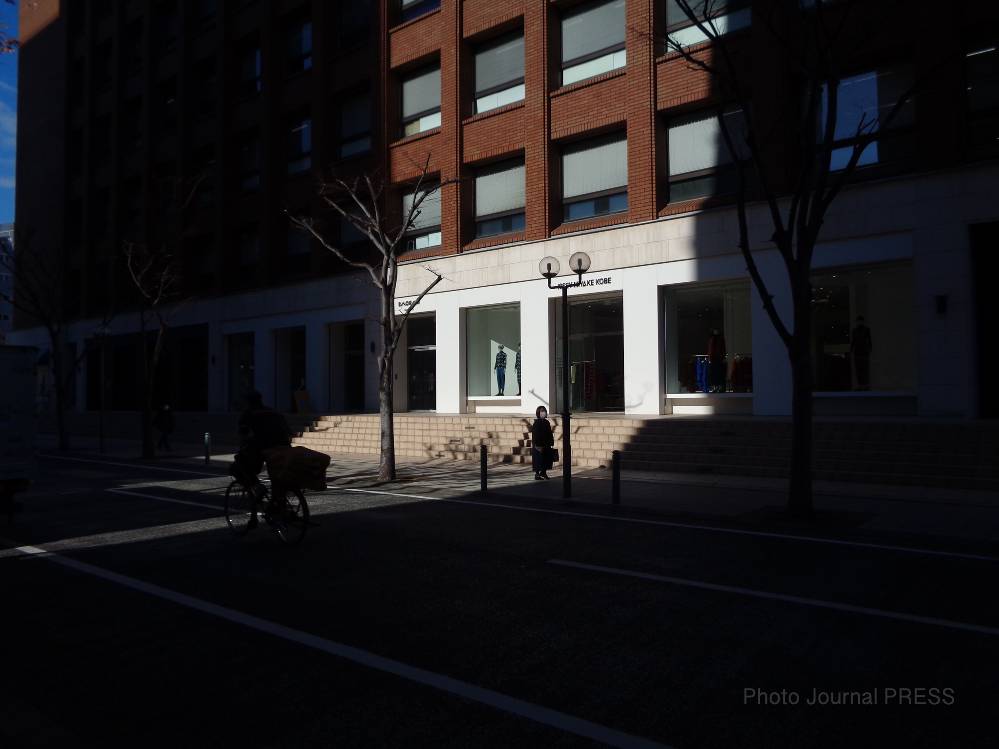 ソニー DSC-W830 レビュー | ソニーで一番安いコンパクトなコンデジ