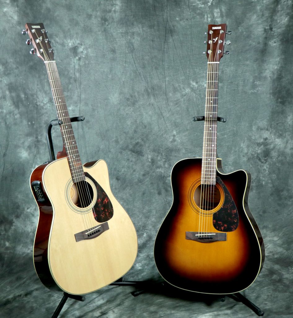 入門用エレアコの決定版！かっこいいカッタウェイ・ボディのYAMAHA