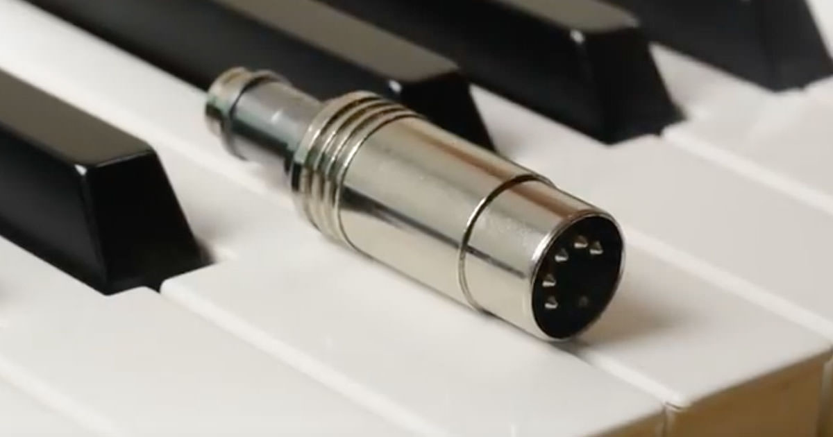 H-Pi Instruments、プラグ型の世界最小MIDIシンセ、「FLASH」の予約