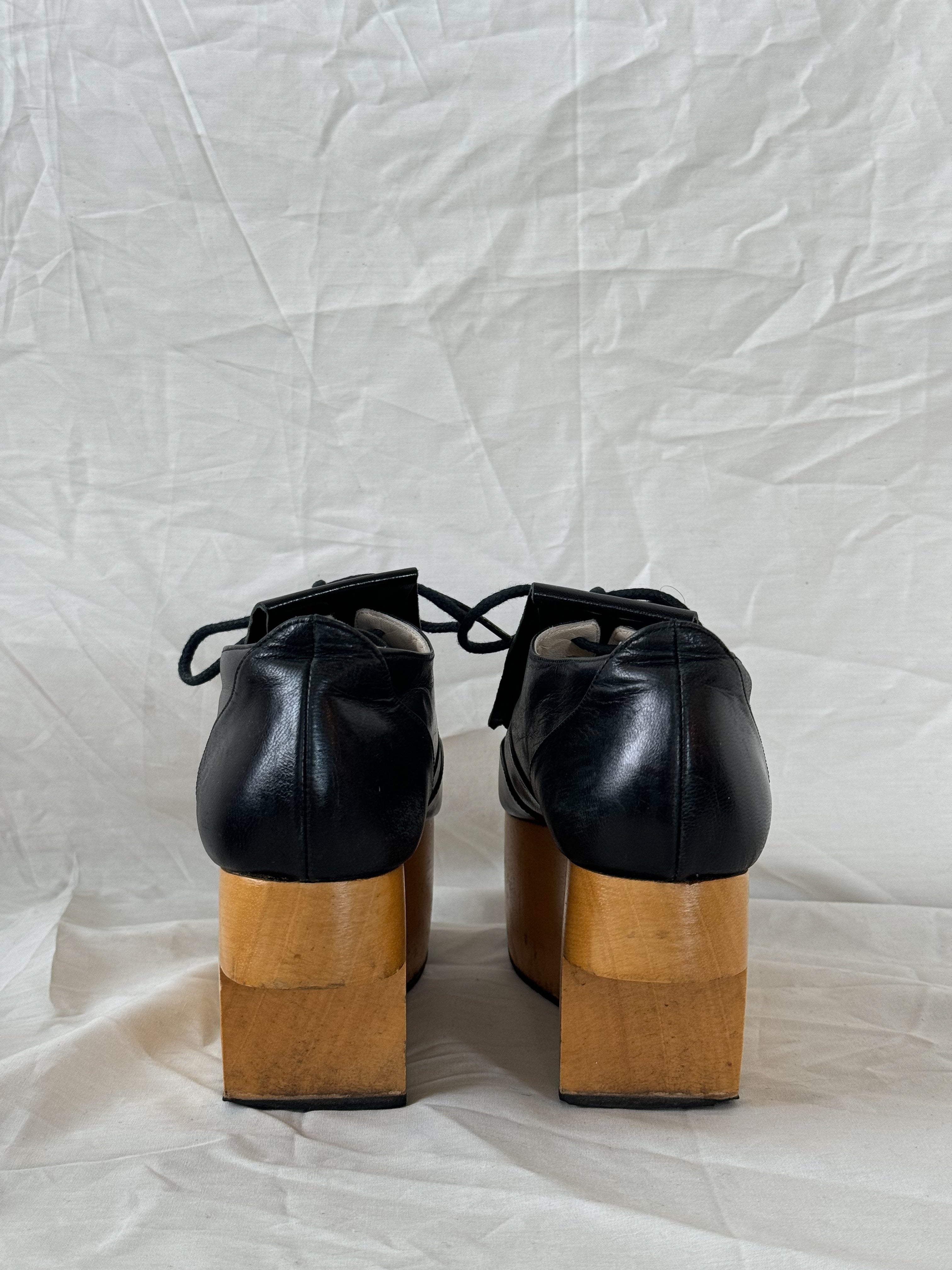 Vivienne Westwood Rocking Horse Golf Shoes – Icarus Vintage