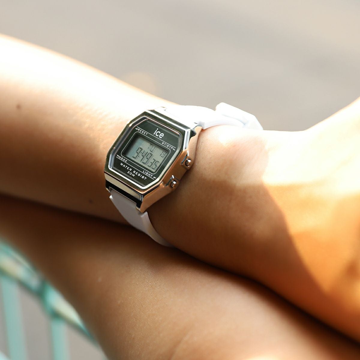 ICE digit retro metal - メタルシルバーミラー - ホワイト - スモール