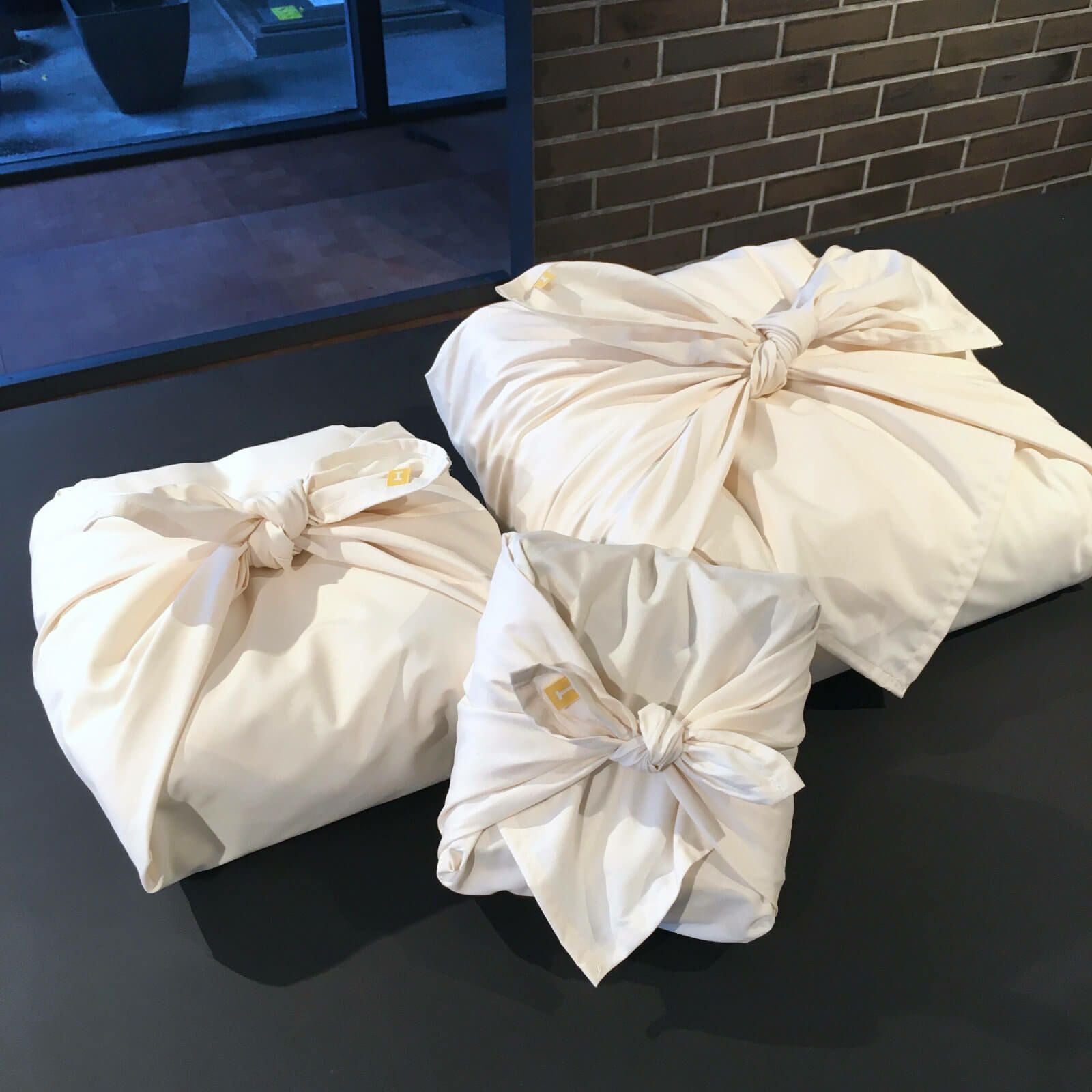 000000000830-01.jpg?size=l&w=