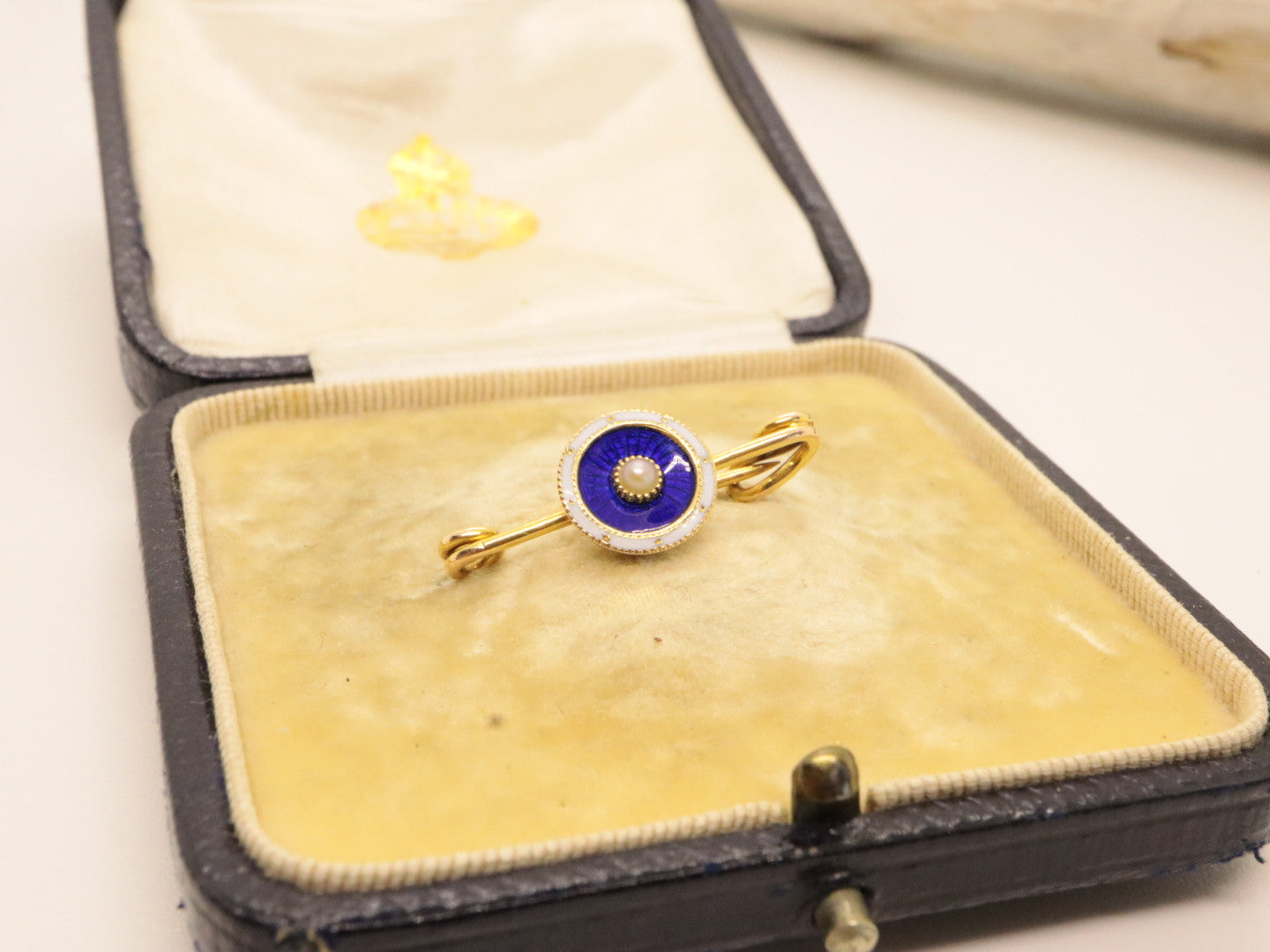 イギリスアンティーク シードパール＋ギロッシュエナメル＋15ct