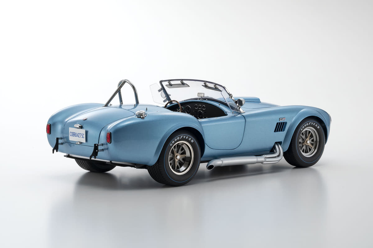 迫力満点のビックスケール！ 京商から1/12スケール「シェルビー コブラ