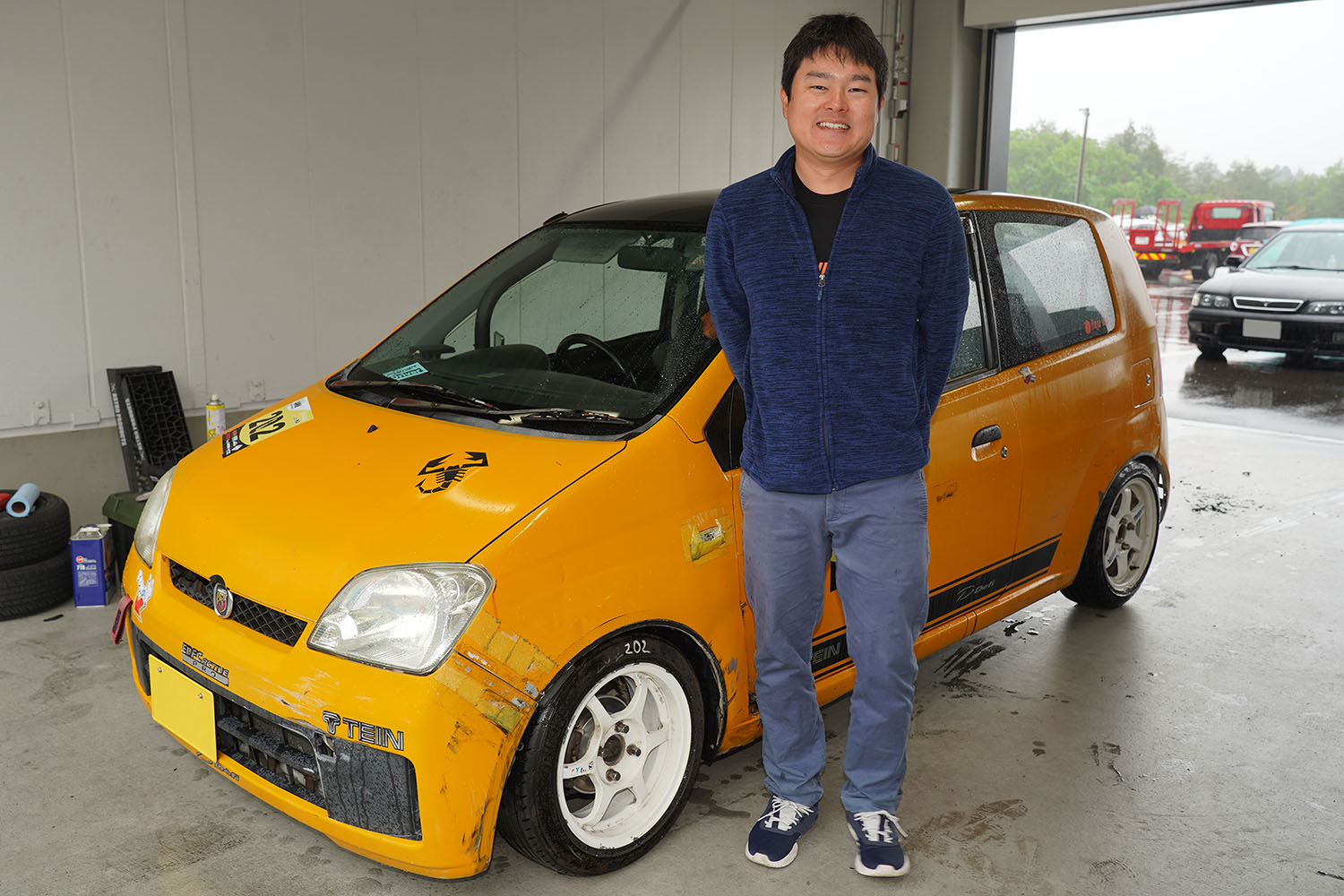 12年レース参戦するダイハツ「ミラ」がいまだ現役！ なぜ不利な車両で