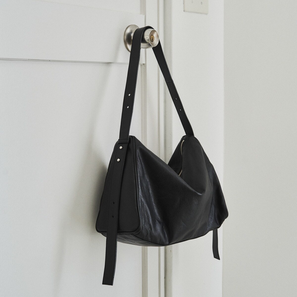 トライアングルショルダーバッグ(CE-1675) | ラシット(russet