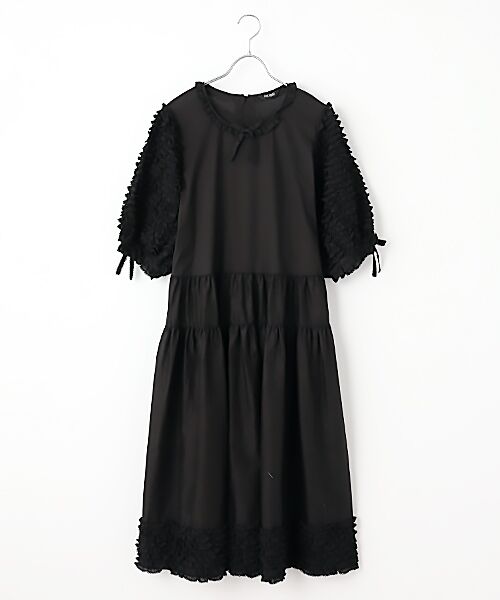 セール】 フリル使いローンワンピース （ロング・マキシ丈ワンピース