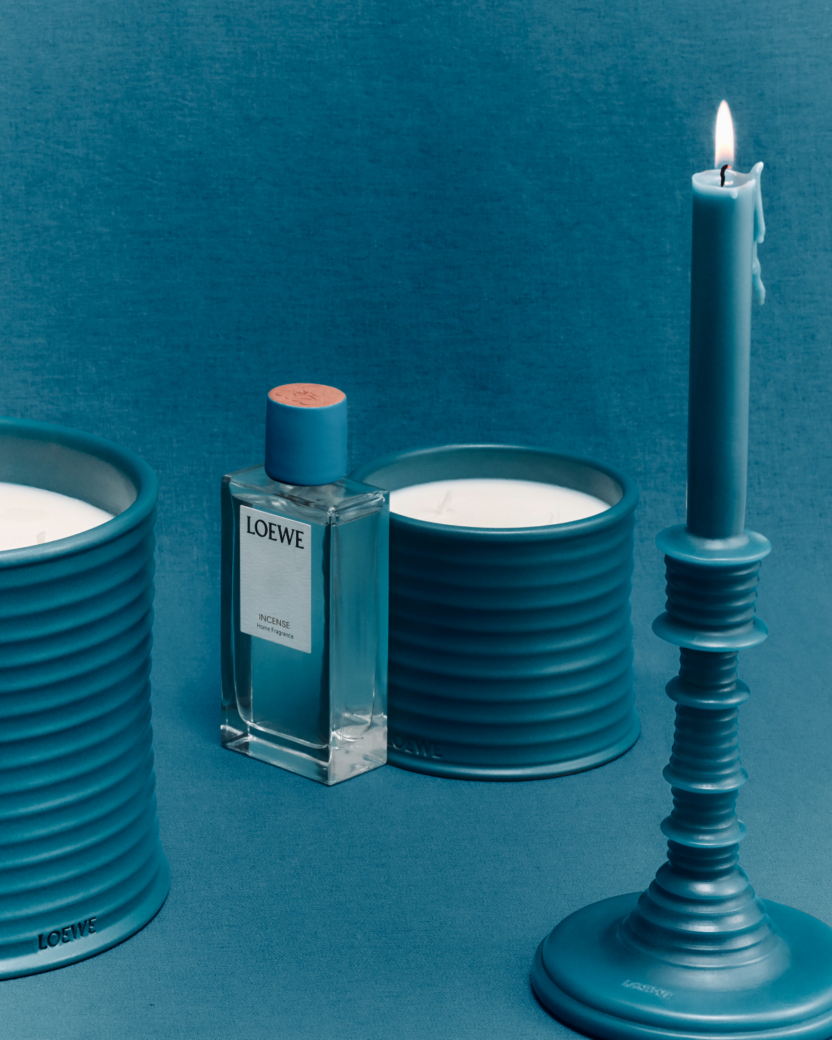 ロエベ」からインセンスエッセンスを使用した新作ホーム センツ