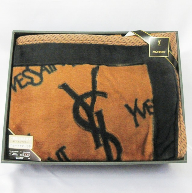 イヴサンローラン YVES SAINT LAURENT 美品 ニューマイヤー毛布 布団
