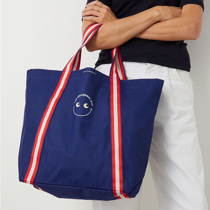 アニヤ・ハインドマーチ】×明治屋ストアーコラボバッグは2/1発売！ | VERY