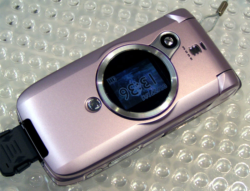 動画へのこだわりを極める～「D900i」 - ITmedia Mobile