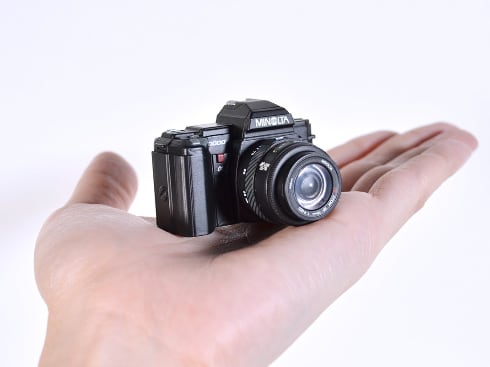 コニカミノルタの名機とフィルムカメラの歴史、カプセルトイに 1回500