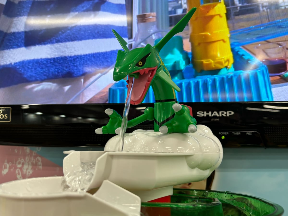 レックウザ」が流しそうめんマシンに、「モンスターボール」はアイス