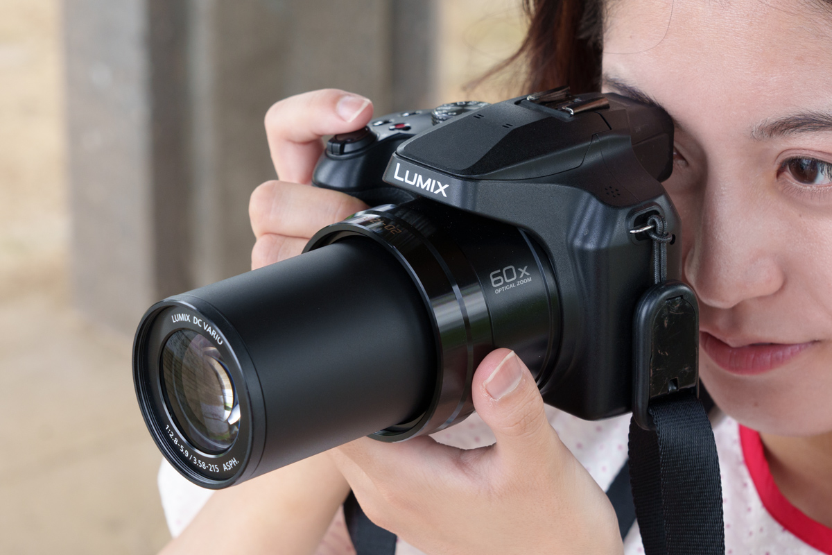6年ぶり登場、光学60倍ズーム「LUMIX FZ85D」でスマホでは難しい写真を