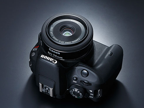 Kissと相性抜群のパンケーキレンズ――キヤノン「EF-S24mm F2.8 STM